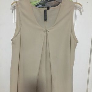 Free with bundle of (2+)Allie & rob sleeveless top